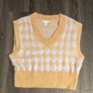 NWOT, Sincerely Jules,V-Neck Argyle Sweater Vest. Size Small. Tan & Blue